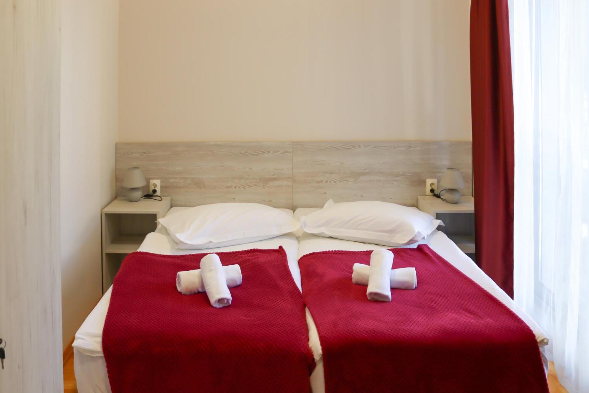 Boutique Hostel Livia เมทโควิช ภายนอก รูปภาพ